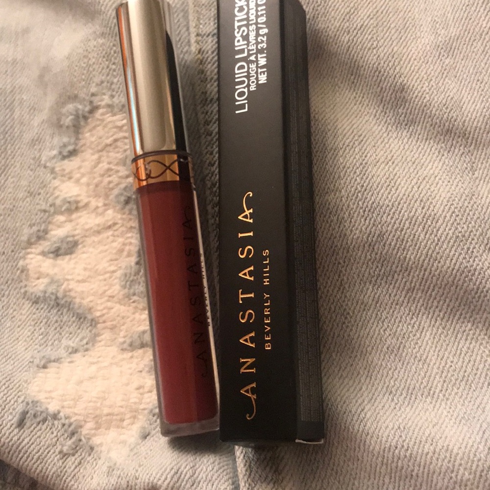 Anastasia Liquid Lipstick in Bohemian